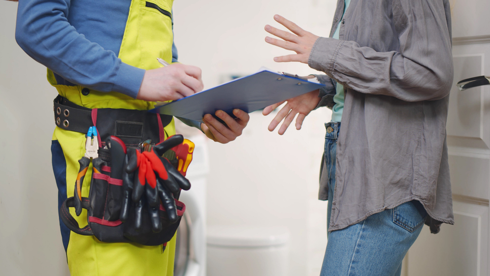 repairman and female customer